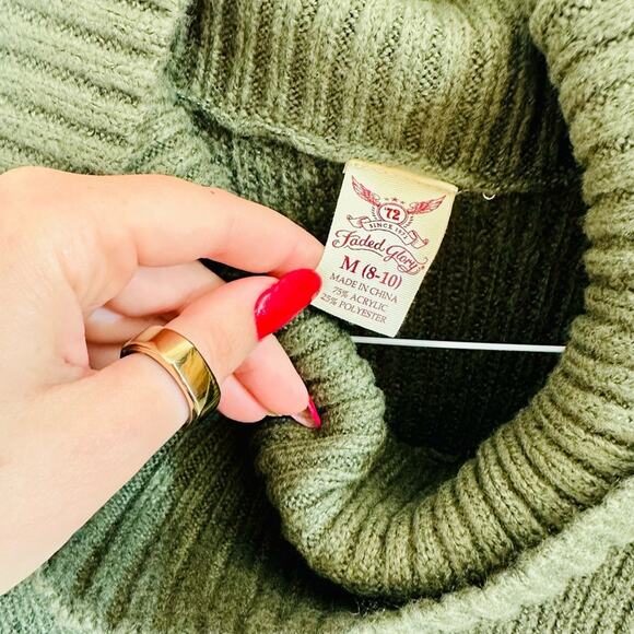 FADED GLORY Olive Green Side Zip Asymmetrical Knit Turtleneck Cowl Sweater M - Picture 7 of 11